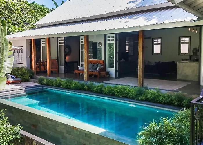 Little Sanctuary - Pool - Cat - Heart Of Ferienhaus *