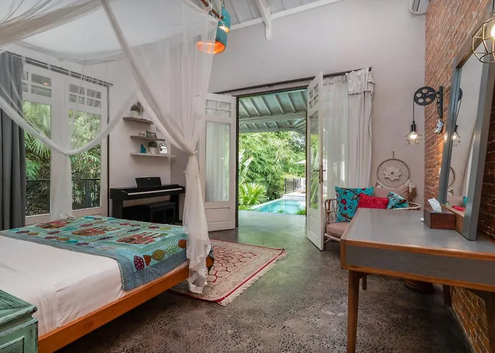 Little Sanctuary - Pool - Cat - Heart Of Ferienhaus Ubud